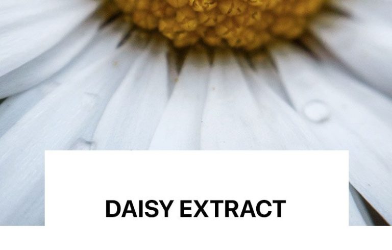 Redukton dukshmërinë e njollave të errëta për një lëkurë të njëtrajtshme dhe me shkëlqim.