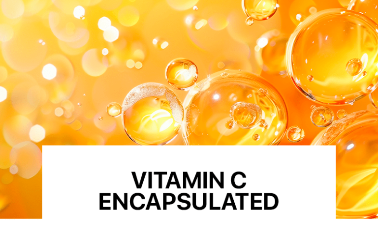 Falë sistemit **Deep Release**, vitamina C çlirohet në shtresat më të thella të epidermës, duke vepruar në mënyrë më të thellë dhe efektive. Ajo nxit sintezën e kolagjenit dhe lufton fotoplakjen dhe hiperpigmentimin.